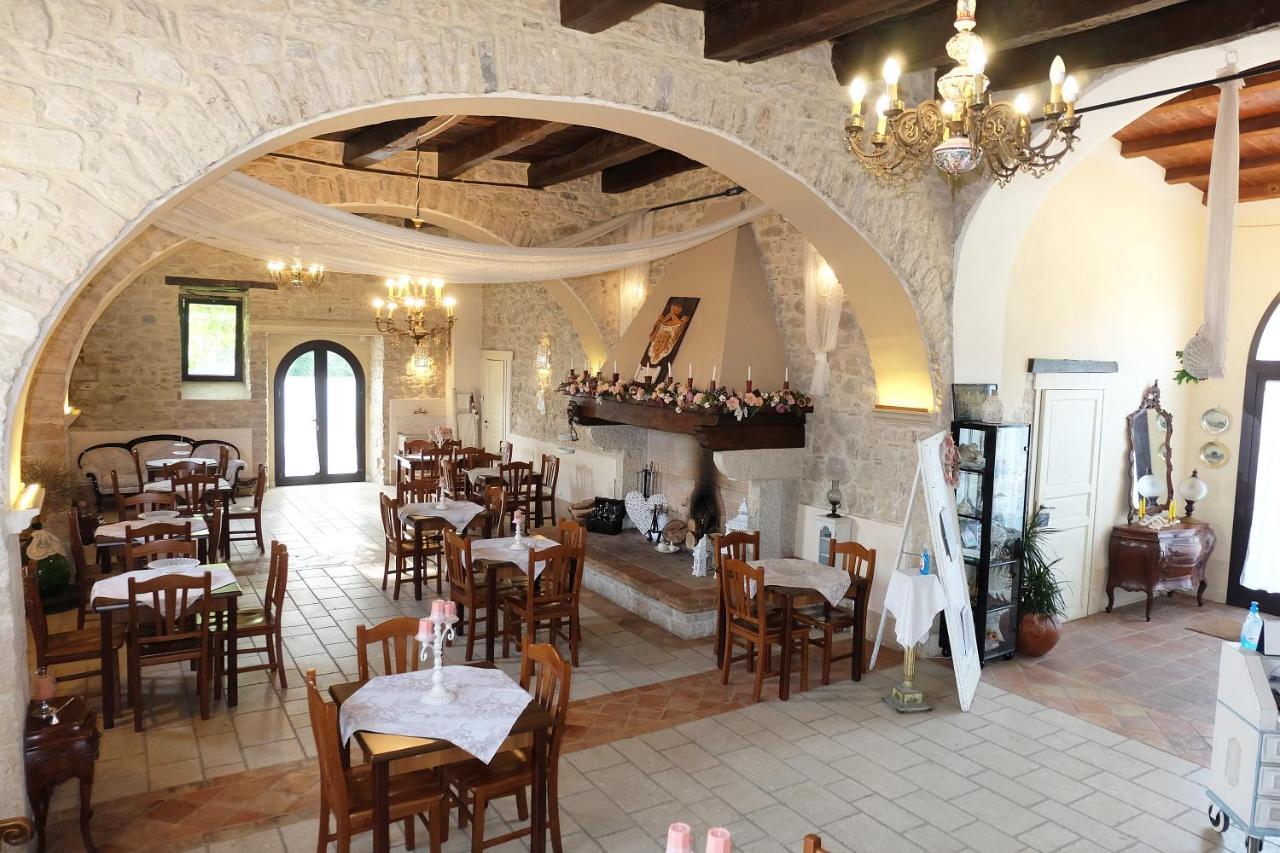 Antica Taverna Del Principe Sepino Ngoại thất bức ảnh